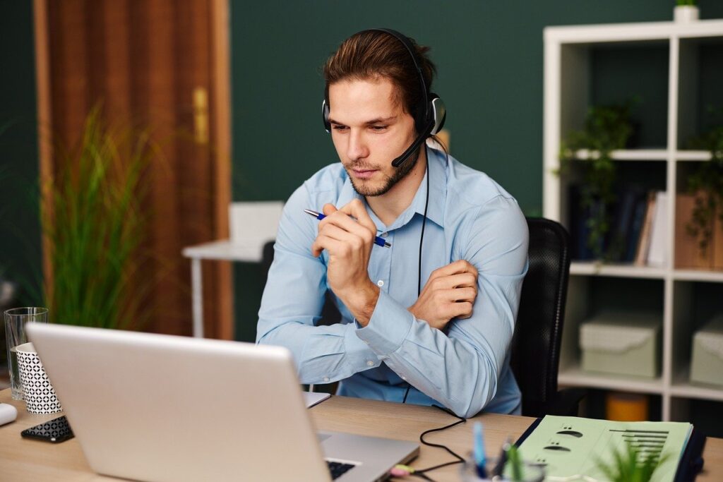 customer support executive